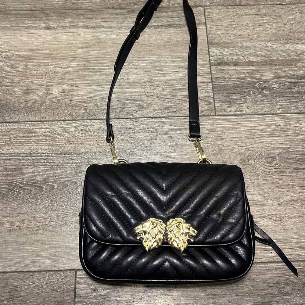 Zara Black Quilted Crossbody Bag/Fanny Pack